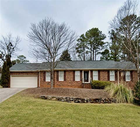 Homes For Sale - 7 Valley Brook Drive<br/> Rome, GA 30161