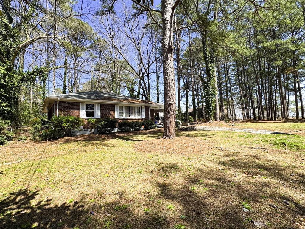 2567 Connally Drive, East Point, Georgia image 9