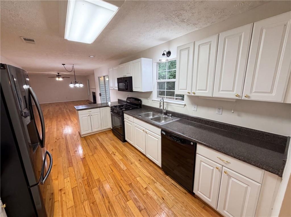 1800 Ivy Stone Court