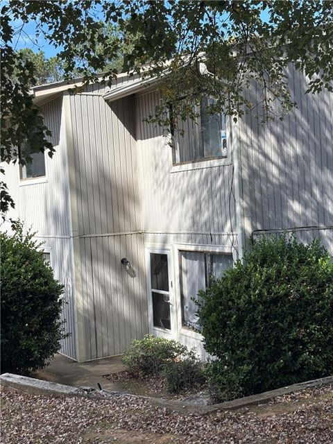 1444 Pine Log Road C Conyers GA 30012