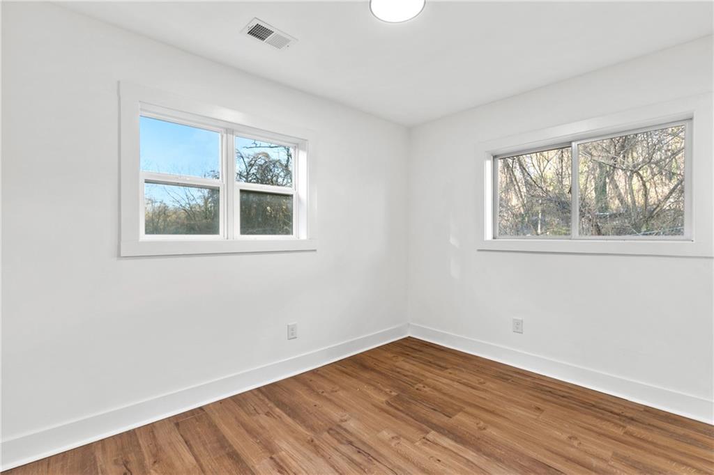 2211 Macon Drive, Atlanta, Georgia image 17