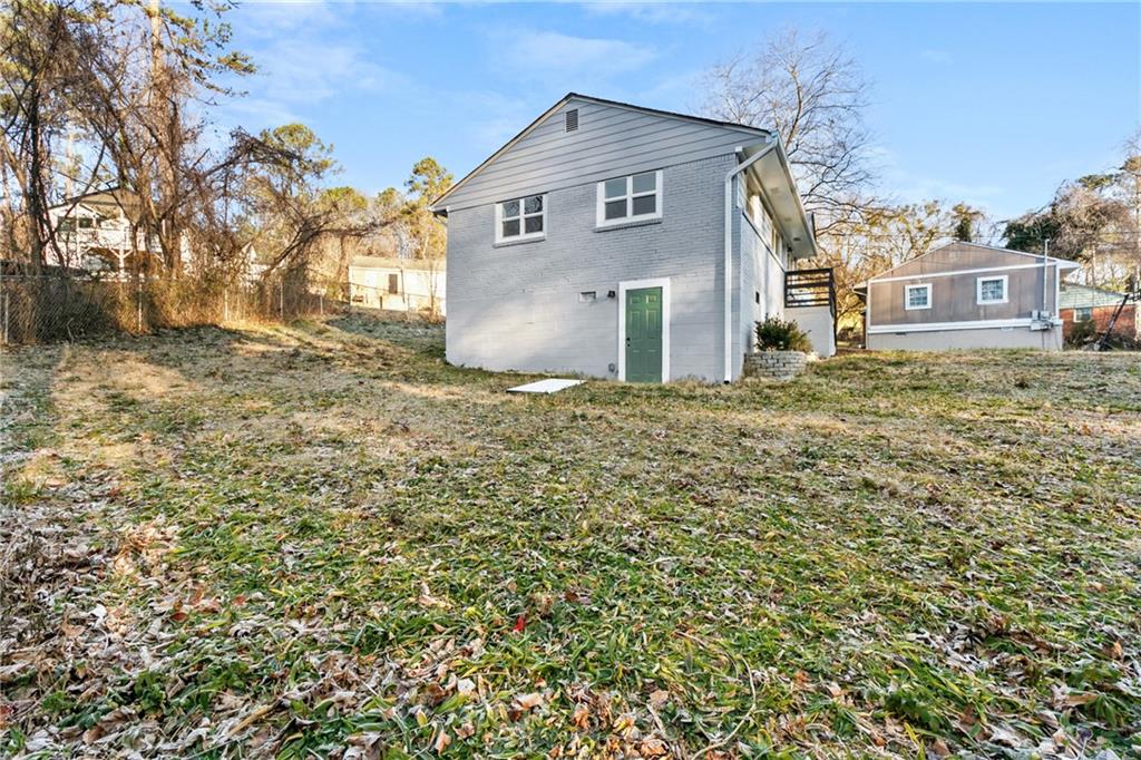 2211 Macon Drive, Atlanta, Georgia image 24