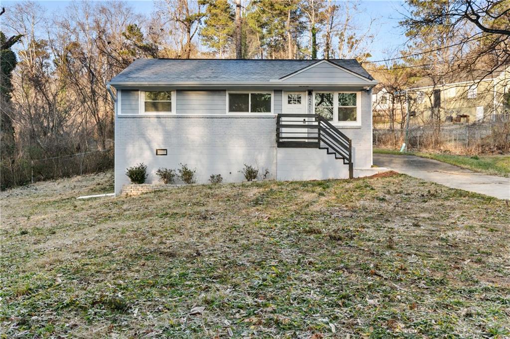 2211 Macon Drive, Atlanta, Georgia image 21