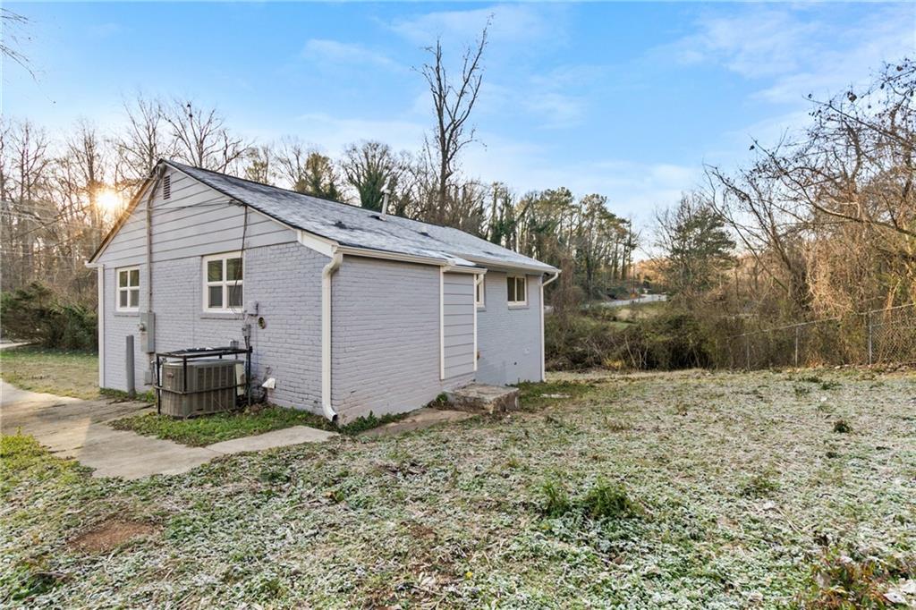 2211 Macon Drive, Atlanta, Georgia image 23