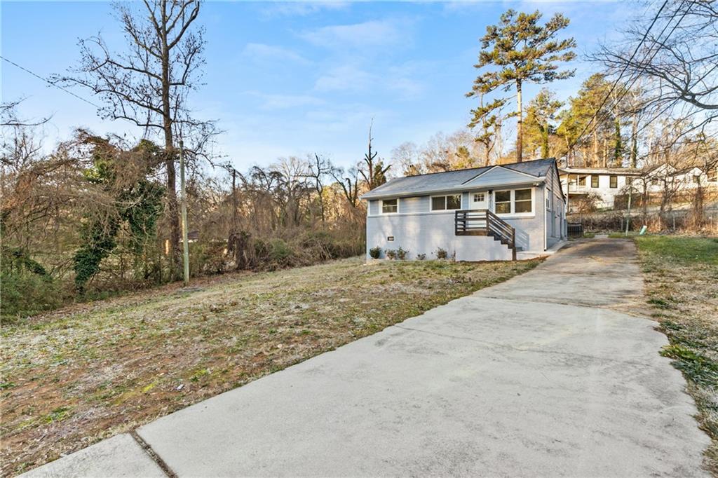 2211 Macon Drive, Atlanta, Georgia image 22
