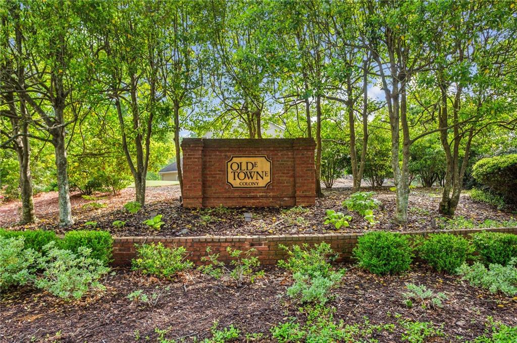 4990 Olde Towne Way