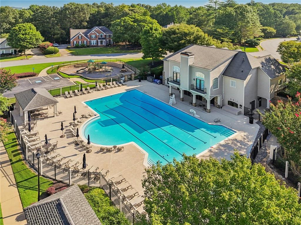 Hampton Hall - Residential