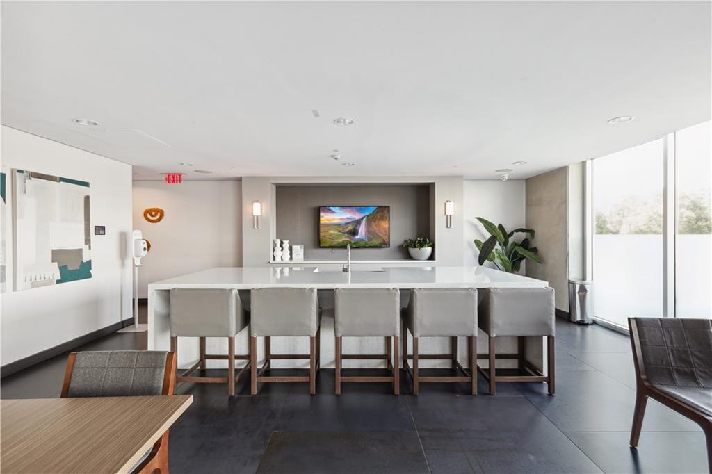 361 17th Street NW 1709