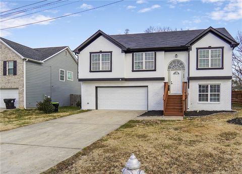 A home in Ellenwood