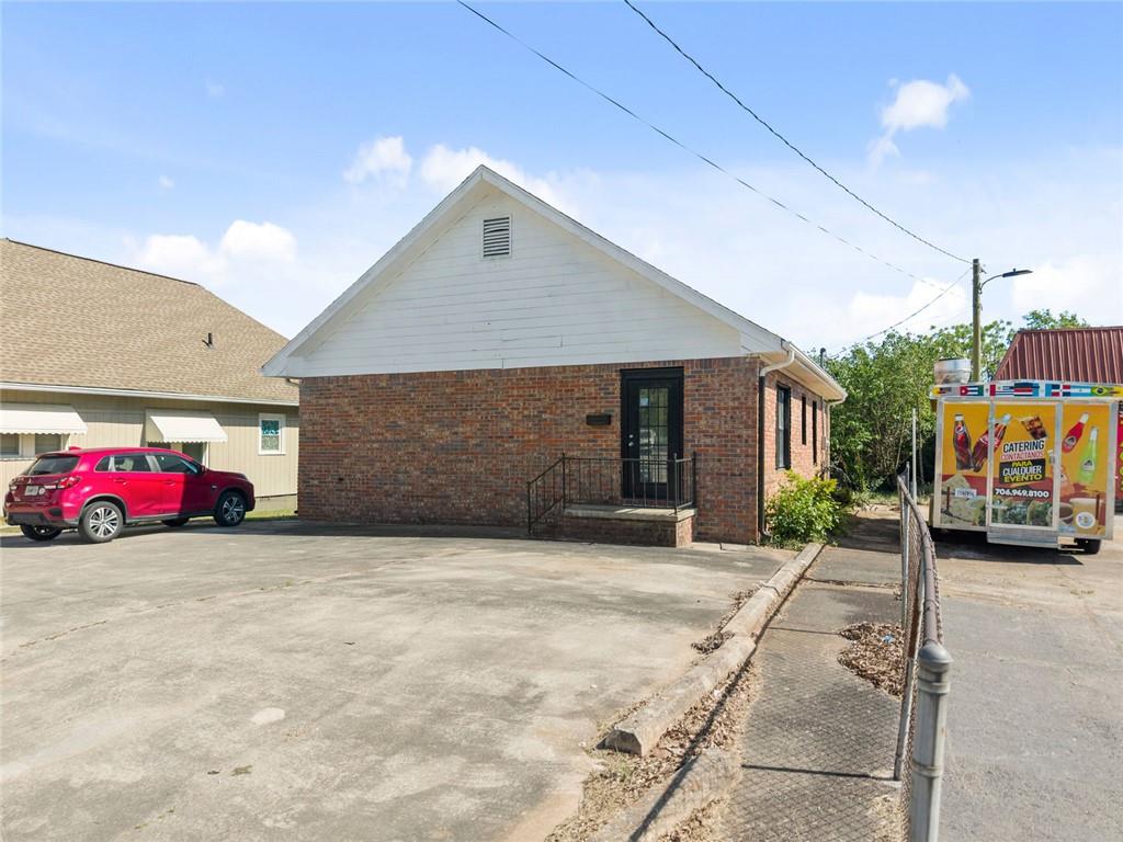 160 E Currahee Street