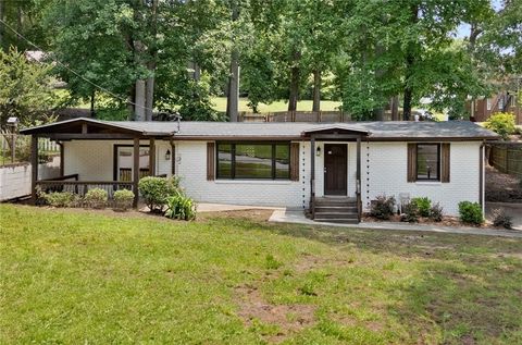 Homes For Sale - 119 Mcbee Street<br/> Paulding County, Dallas, GA 30132
