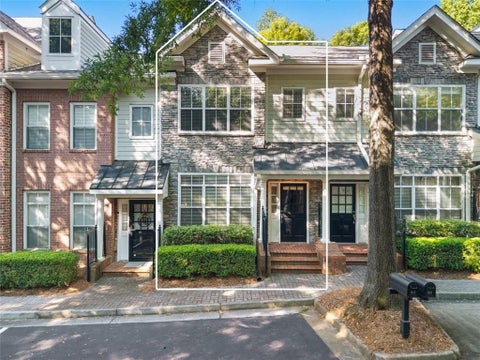 Townhouse For Sale - 1115 Glenridge Place<br/> Sandy Springs, GA 30342