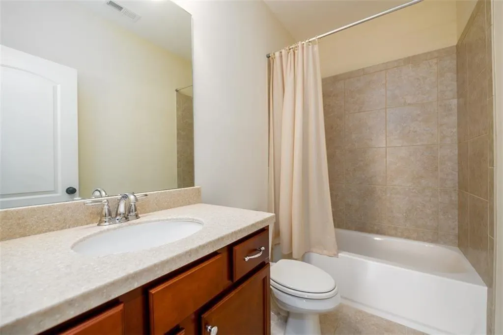 Suwanee, Georgia 30024, United States, 6 Bedrooms Bedrooms, ,6 BathroomsBathrooms,Residential,Active,148396