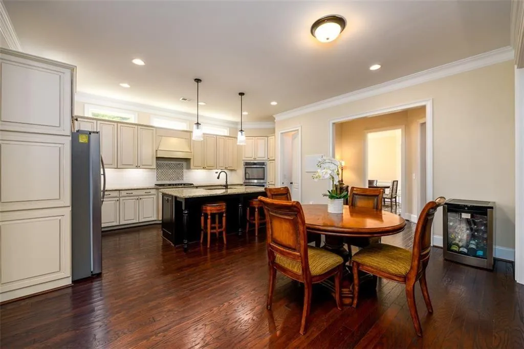 Suwanee, Georgia 30024, United States, 6 Bedrooms Bedrooms, ,6 BathroomsBathrooms,Residential,Active,148396