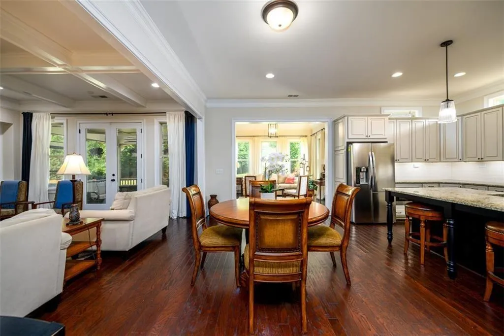 Suwanee, Georgia 30024, United States, 6 Bedrooms Bedrooms, ,6 BathroomsBathrooms,Residential,Active,148396