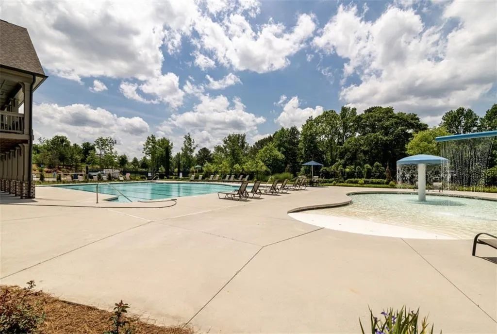 Suwanee, Georgia 30024, United States, 6 Bedrooms Bedrooms, ,6 BathroomsBathrooms,Residential,Active,148396