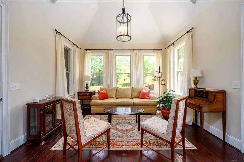 Suwanee, Georgia 30024, United States, 6 Bedrooms Bedrooms, ,6 BathroomsBathrooms,Residential,Active,148396