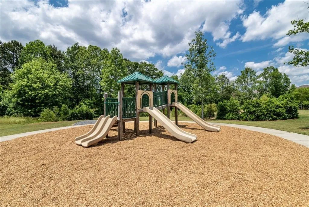 Suwanee, Georgia 30024, United States, 6 Bedrooms Bedrooms, ,6 BathroomsBathrooms,Residential,Active,148396