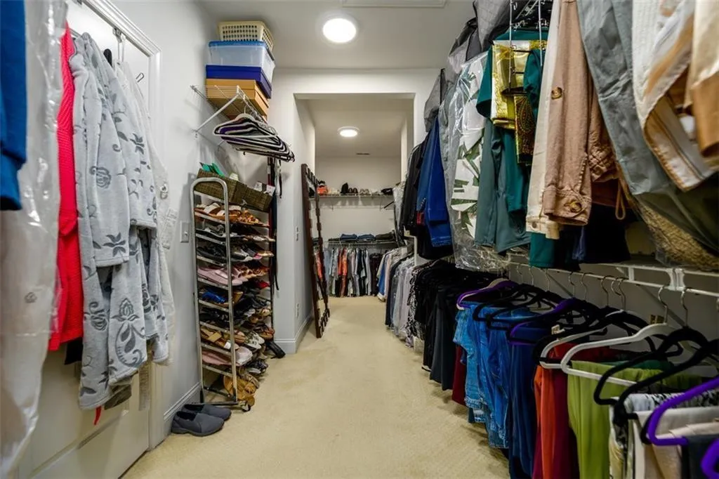 Suwanee, Georgia 30024, United States, 6 Bedrooms Bedrooms, ,6 BathroomsBathrooms,Residential,Active,148396