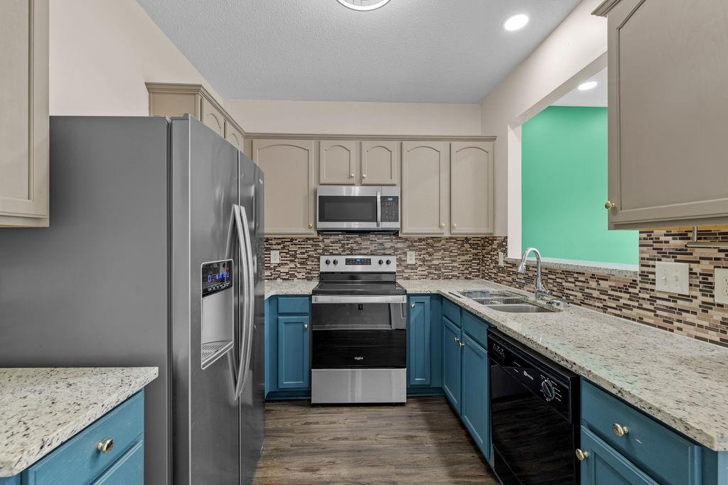 Blue Springs Station T/H - Residential