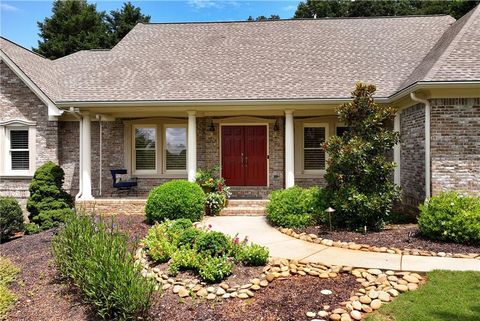 1005 Chateau Forest Road Hoschton GA 30548