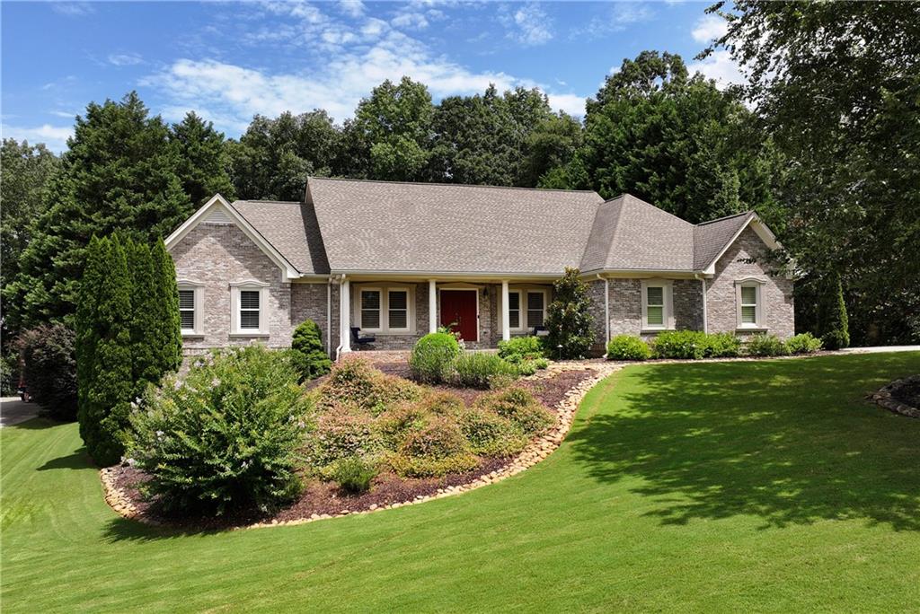 1005 Chateau Forest Road