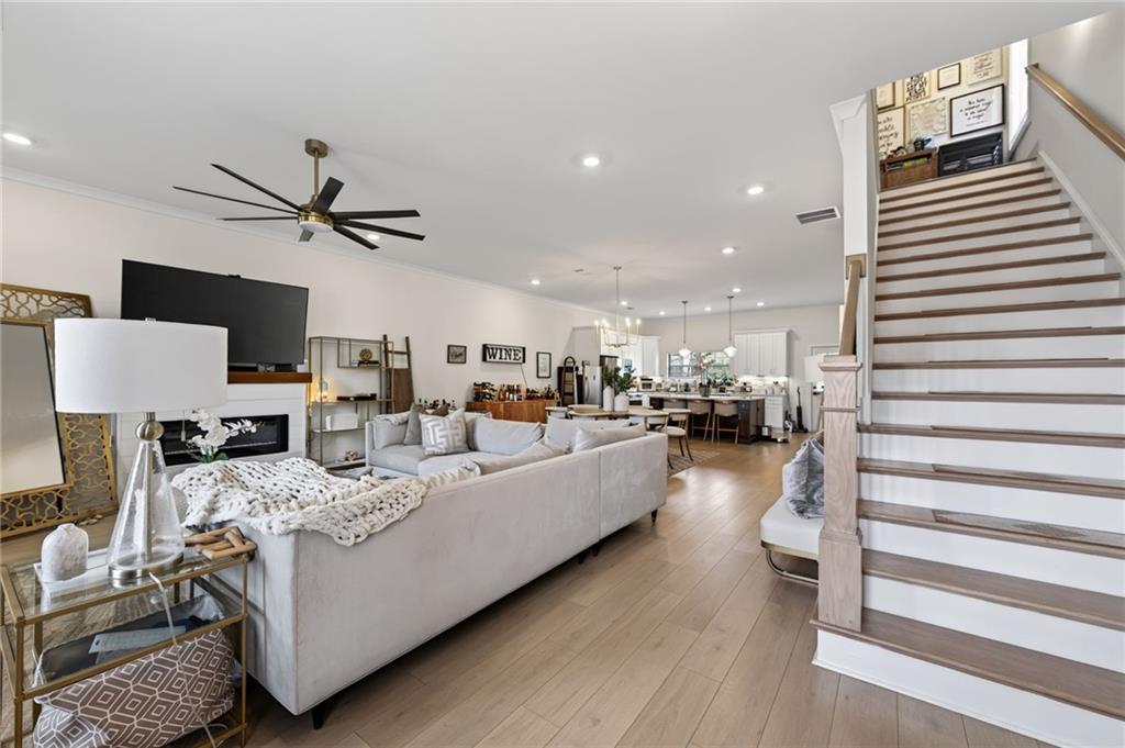 768 Honey Bee Lane
