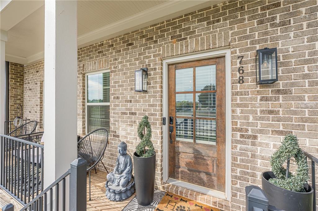 768 Honey Bee Lane