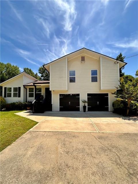 Homes For Rent - 2134 Atkinson Lane<br/> Lawrenceville, GA 30043