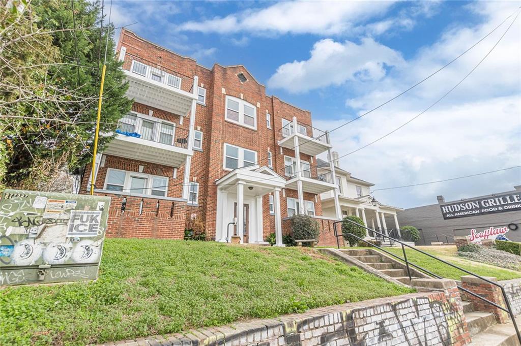 373 Moreland Avenue NE 108