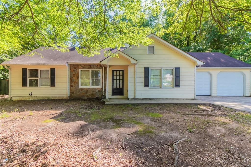 22 Welcome Wood Drive, Newnan, Georgia image 1