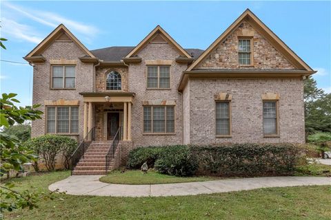 Homes For Sale - 4603 Ginson Drive<br/> Tucker, GA 30084