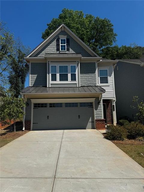 Homes For Sale - 3385 Park Pointe Circle<br/> Dekalb County, Scottdale, GA 30079
