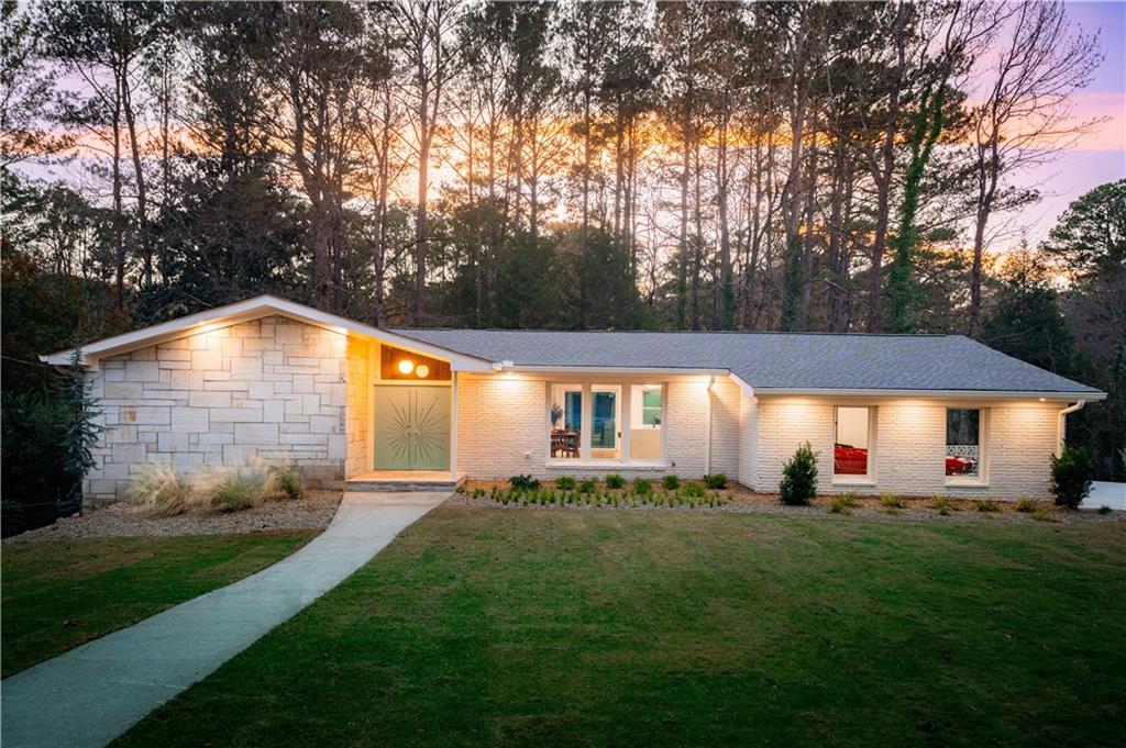 1888 Alderbrook Road NE