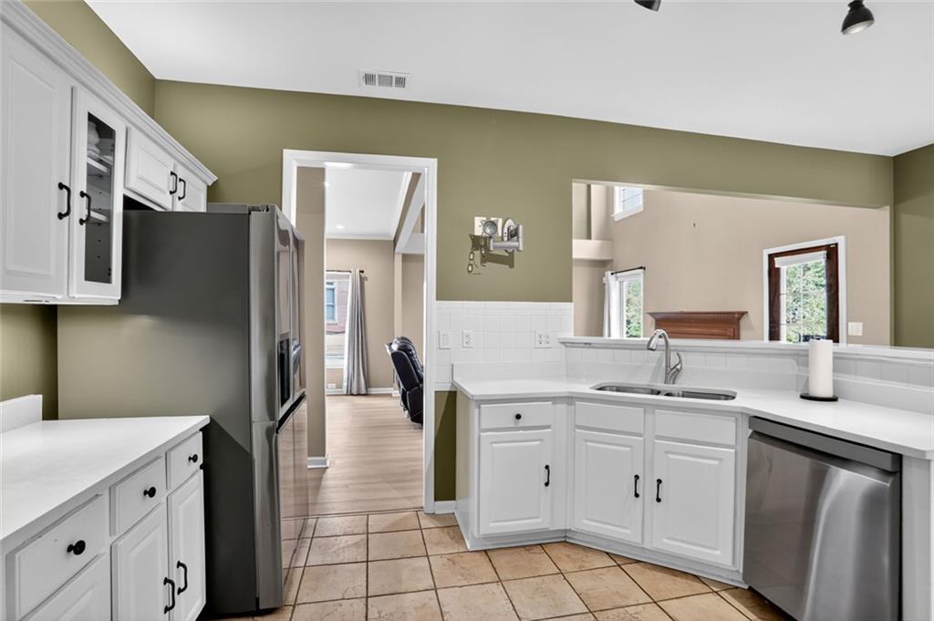 3055 Rocky Brook Drive