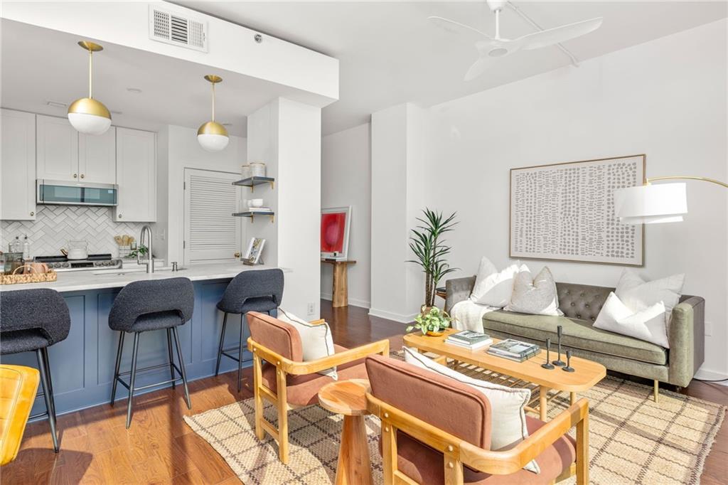 943 Peachtree Street NE 1413