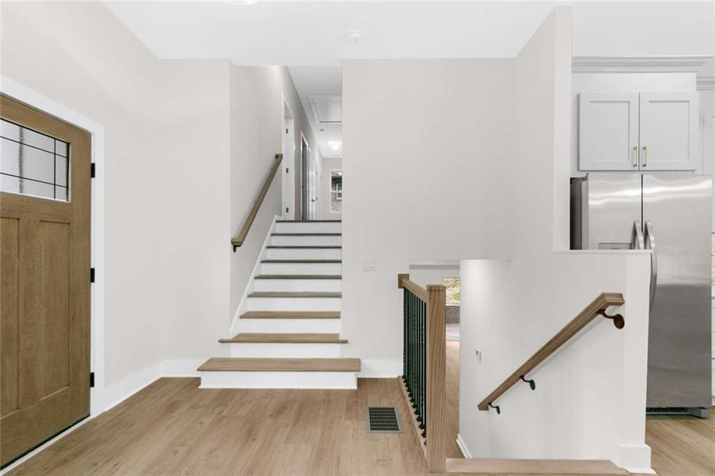 2911 Pine Valley Circle