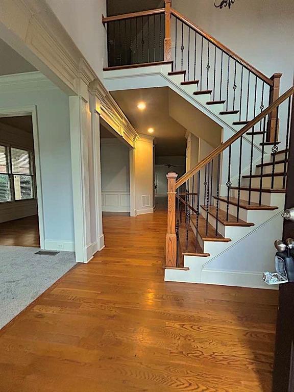 3893 Ridge Grove Way