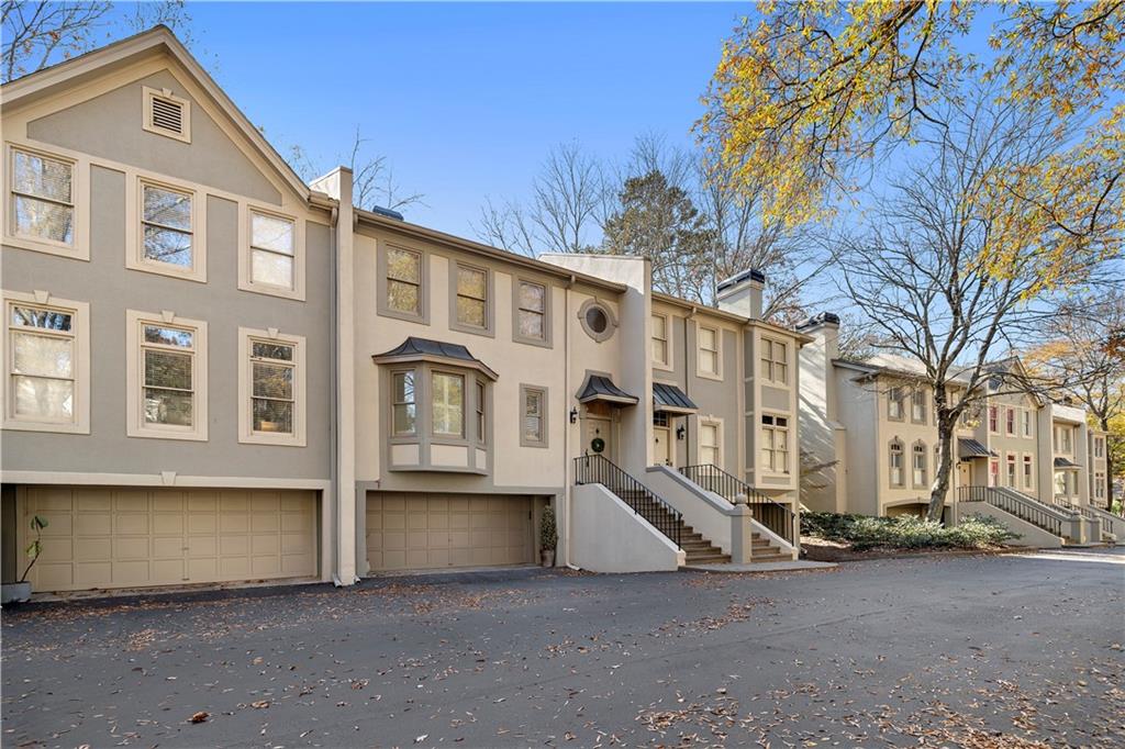 1232 Brookhaven Park Place NE