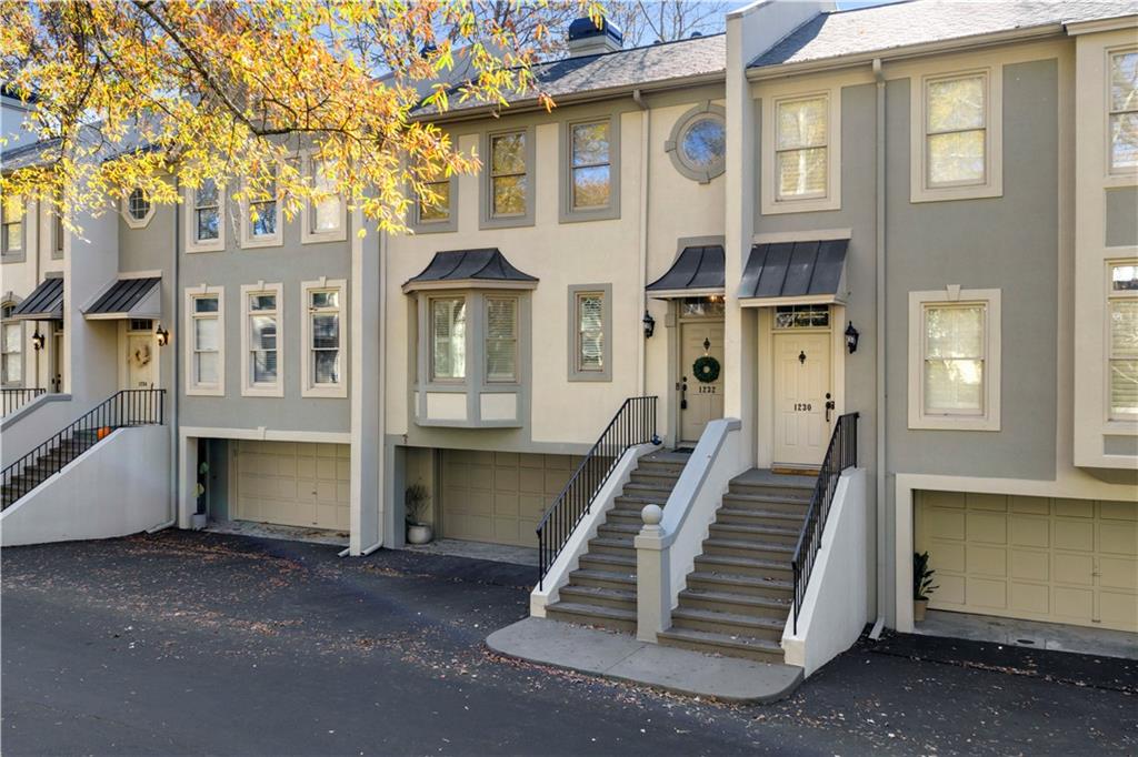 1232 Brookhaven Park Place NE