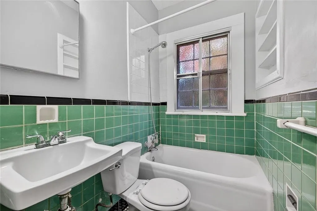 Atlanta, Georgia 30307, United States, 2 Bedrooms Bedrooms, ,1 BathroomBathrooms,Residential,Coming Soon,249503