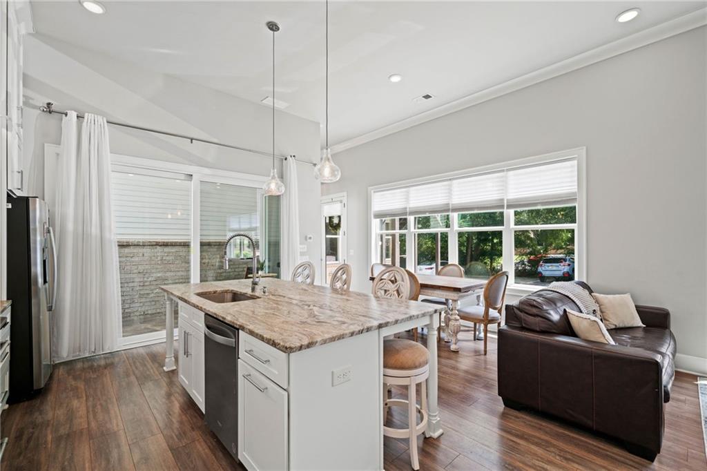 Park Place on Fowler - Residential