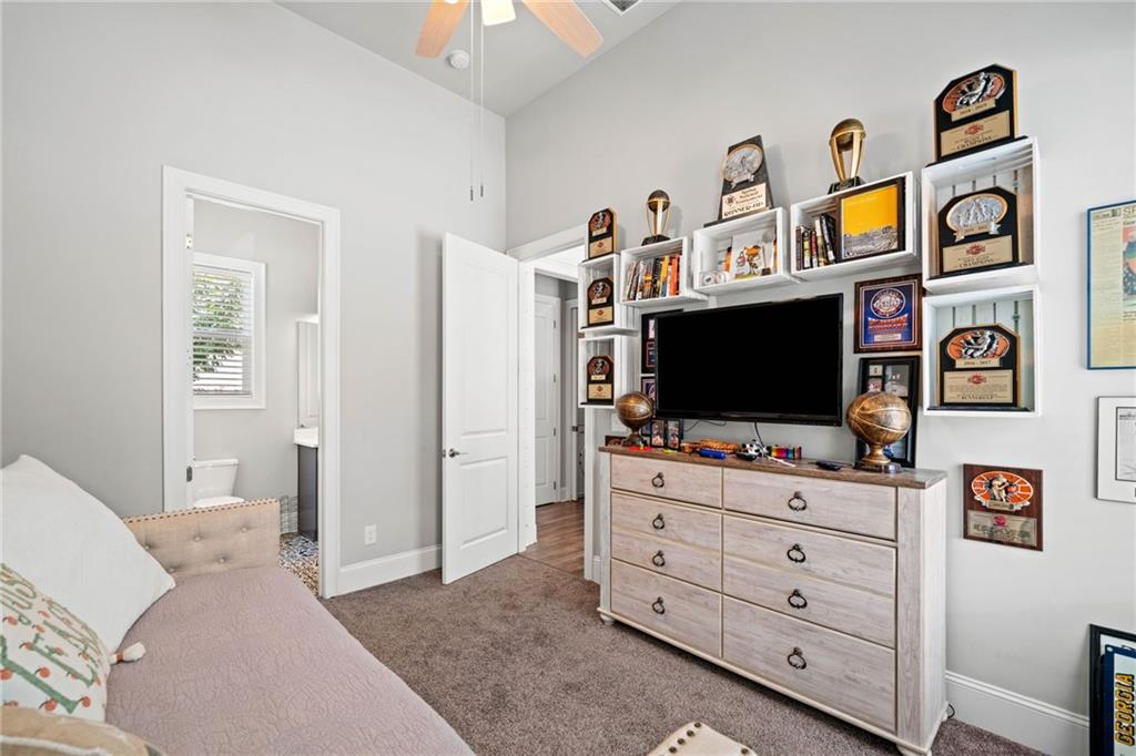 Park Place on Fowler - Residential