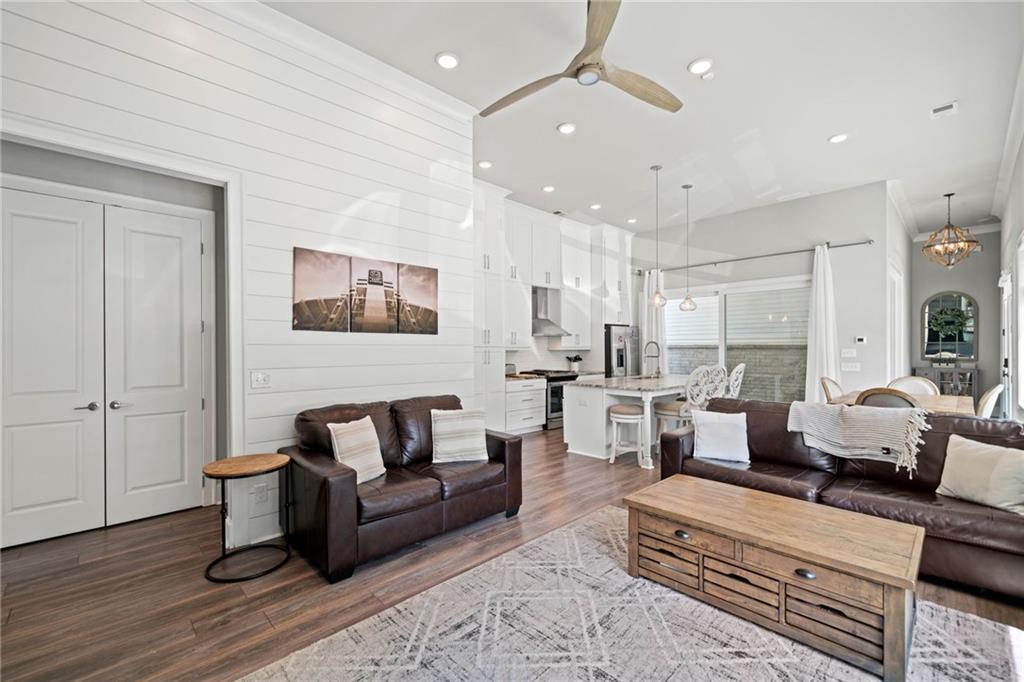 Park Place on Fowler - Residential