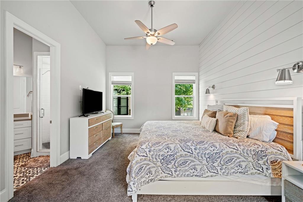 Park Place on Fowler - Residential