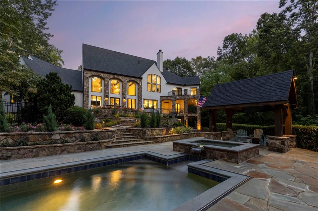 1395 Hearst Drive NE