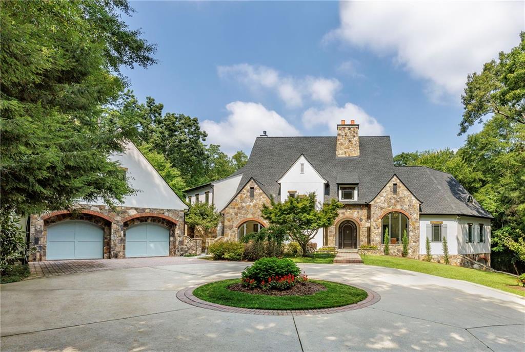 1395 Hearst Drive NE