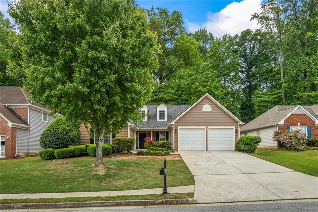 1909 Riverlanding Circle, Lawrenceville, Georgia image 2