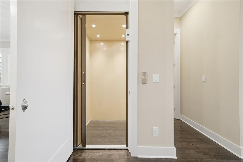 South On Main - Residential