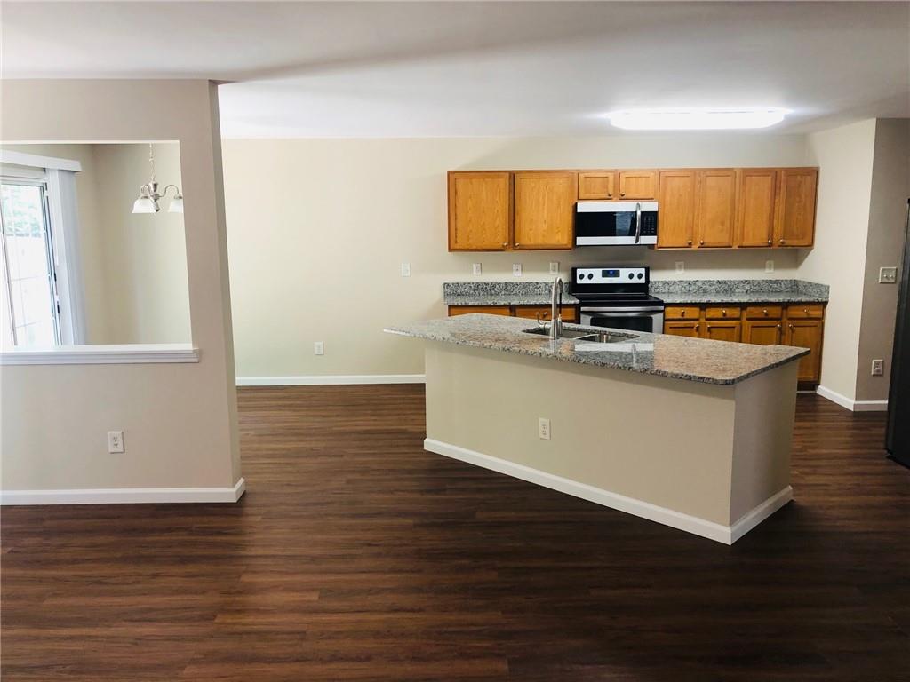 2950 Centerglen Lane